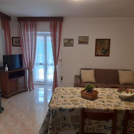 瓦雷塞利古雷Agriturismo Merlotta别墅 外观 照片